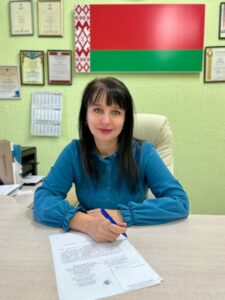 Харченко, П. "Библиотекарь - это психолог". Елена Кишкевич о секретах профессии и новых планах для Барановичского района : [беседа с директором ГУК «Барановичская районная централизованная библиотечная система» Е.В.Кишкевич]