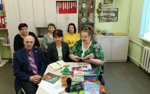 Кишкевич, Е. «На одной волне»: в Барановичском районе телемост объединил библиотекарей и поэтов